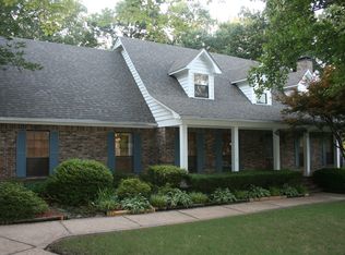 8 Trefny Ct, Little Rock, AR 72211