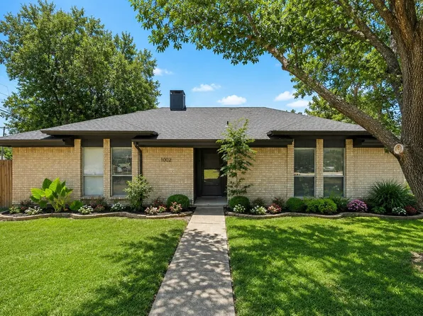 1002 Kingston Dr, Lewisville, TX 75067