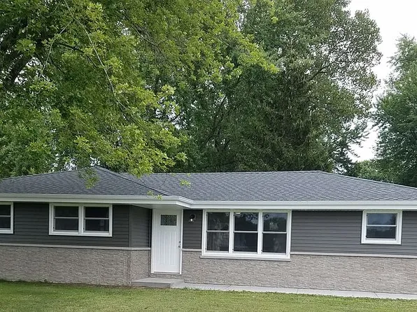 1219 Vista Dr, Wilmington, IL 60481