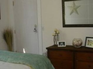 32 Farewell St APT 2, Newport, RI 02840