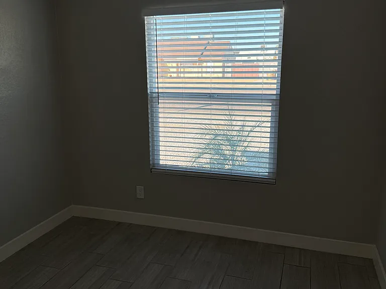 6959 W Mountain View Rd — Photo 9
