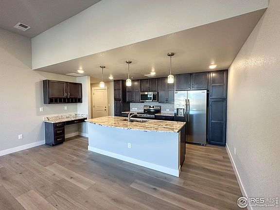 3rd image of 827 Schlagel St #10