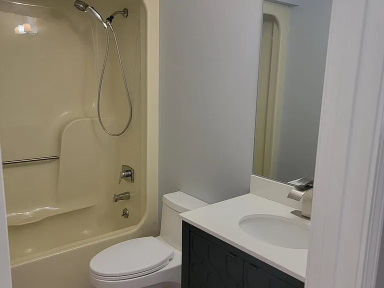 10315 Amberwell Park Rd — Photo 20