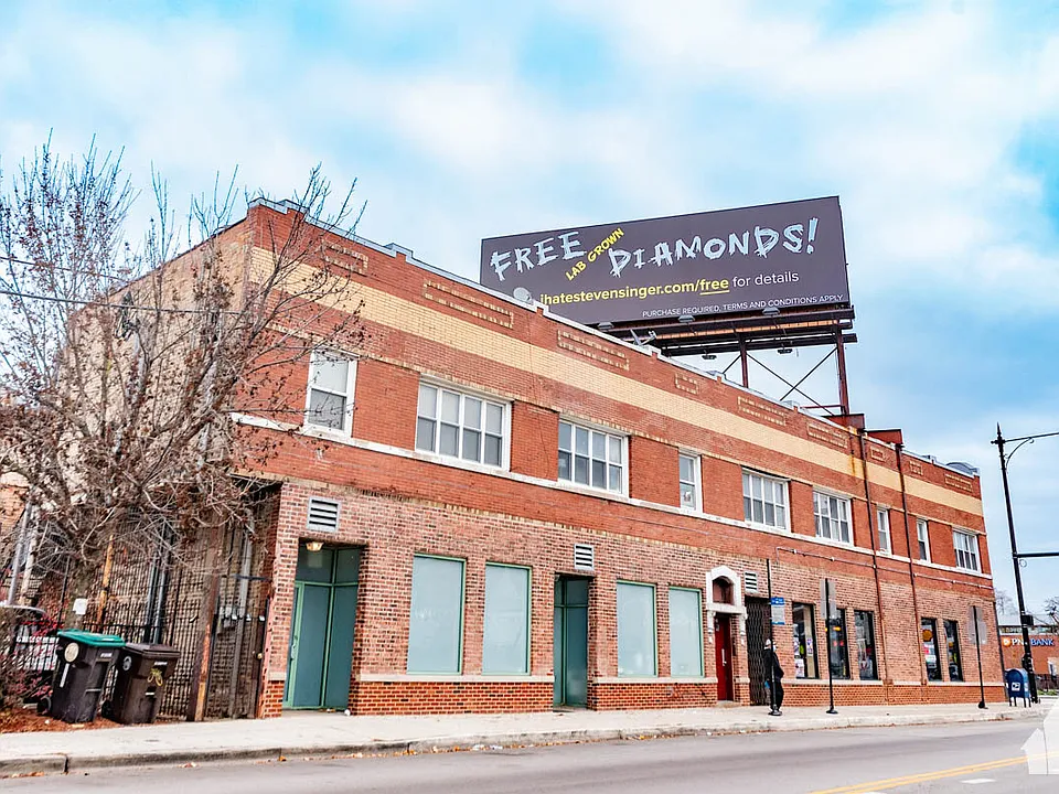 3906 W Belmont Ave #1