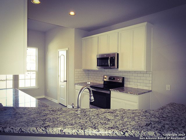 2nd image of 8240 Robin Gate