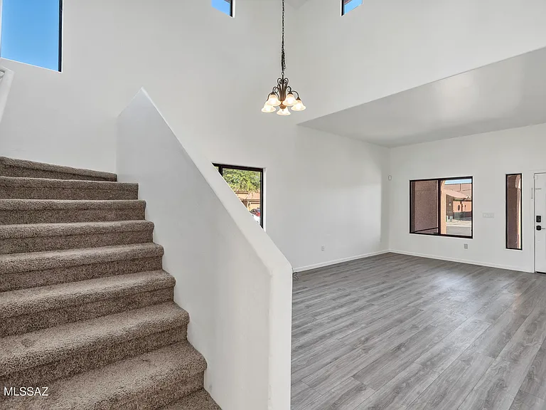 4830 S Vallecano Dr — Photo 7