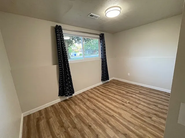 2908 S Pines Rd — Photo 9