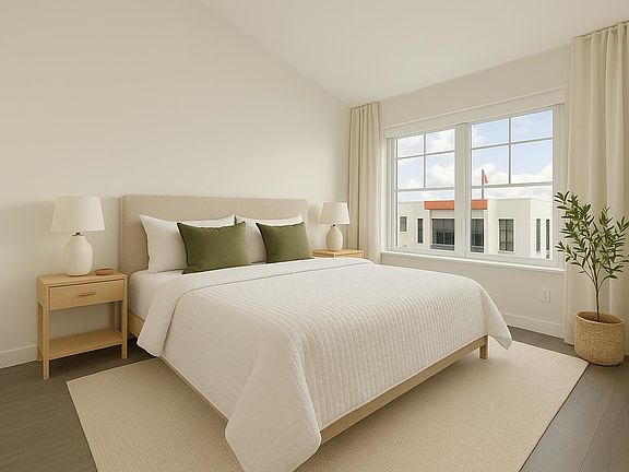 5th image of 19451 Sutton Ave #100