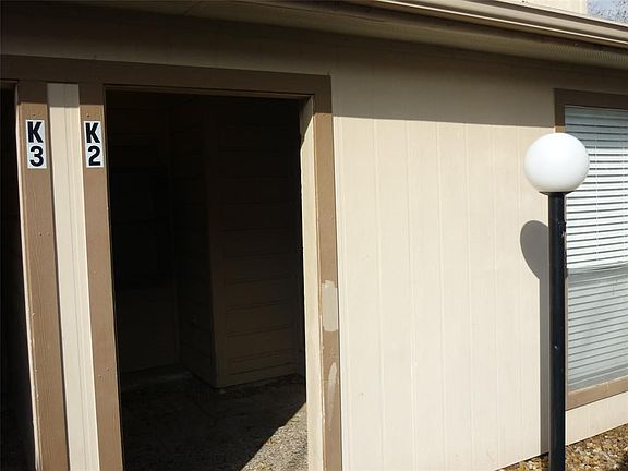 3rd image of 1014 Graham Dr APT K2