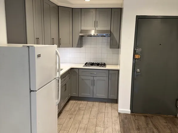 13316 41st Rd APT 3F, Flushing, NY 11355