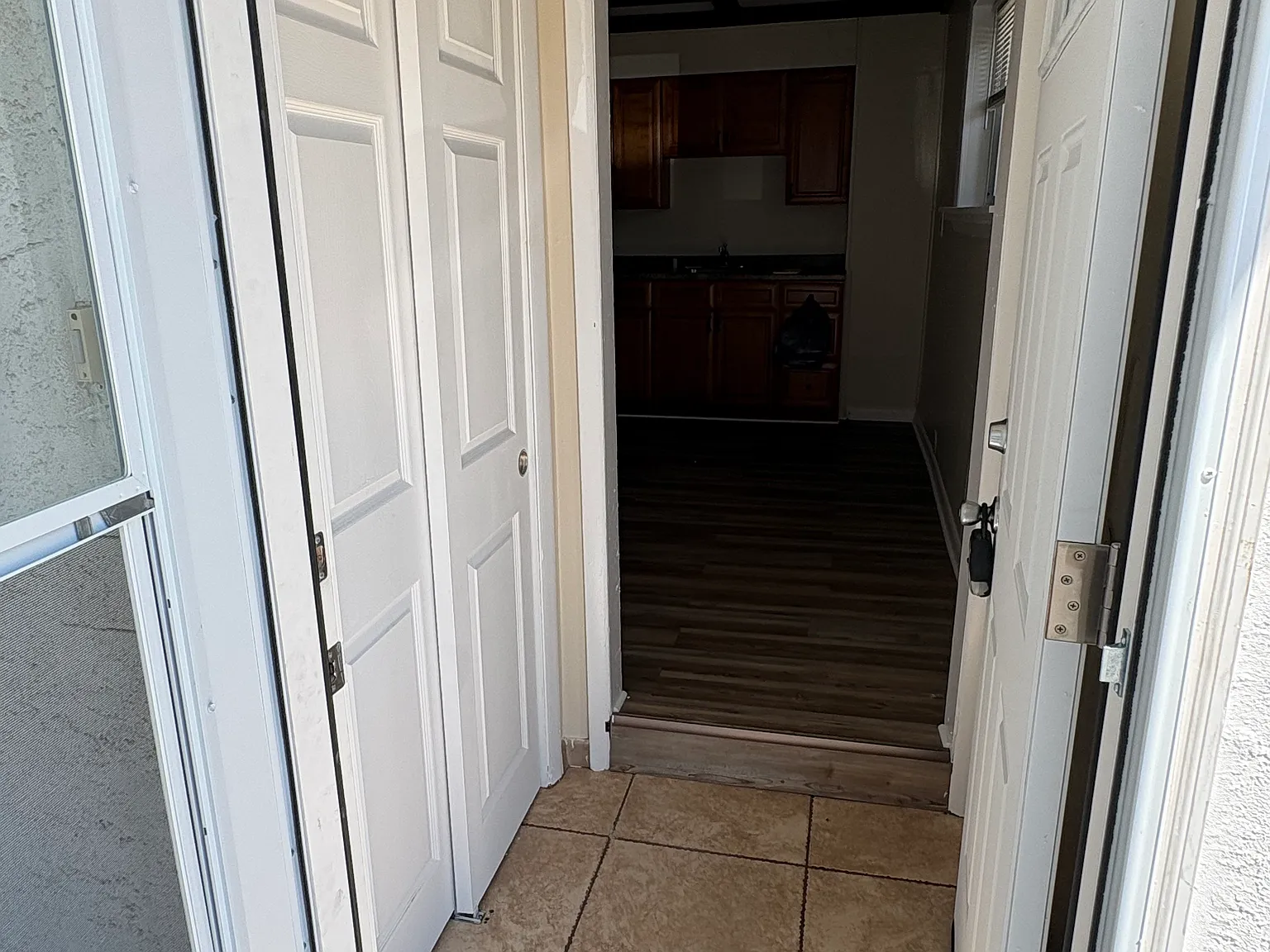 4 bed, 2186 sqft, $2,150 — Photo 3