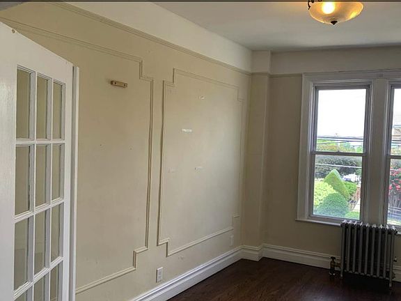 4th image of 513 Bement Ave #2