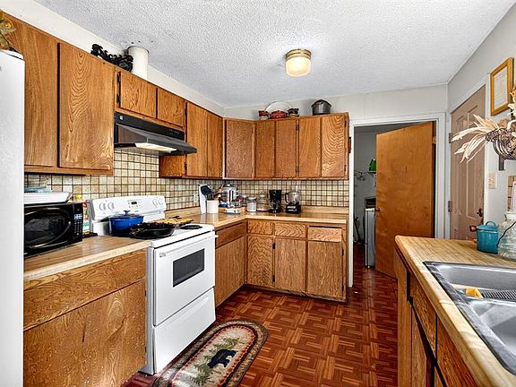 4th image of 24120 Road F.4