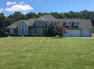 8455 Carpet Rd, New Tripoli, PA 18066