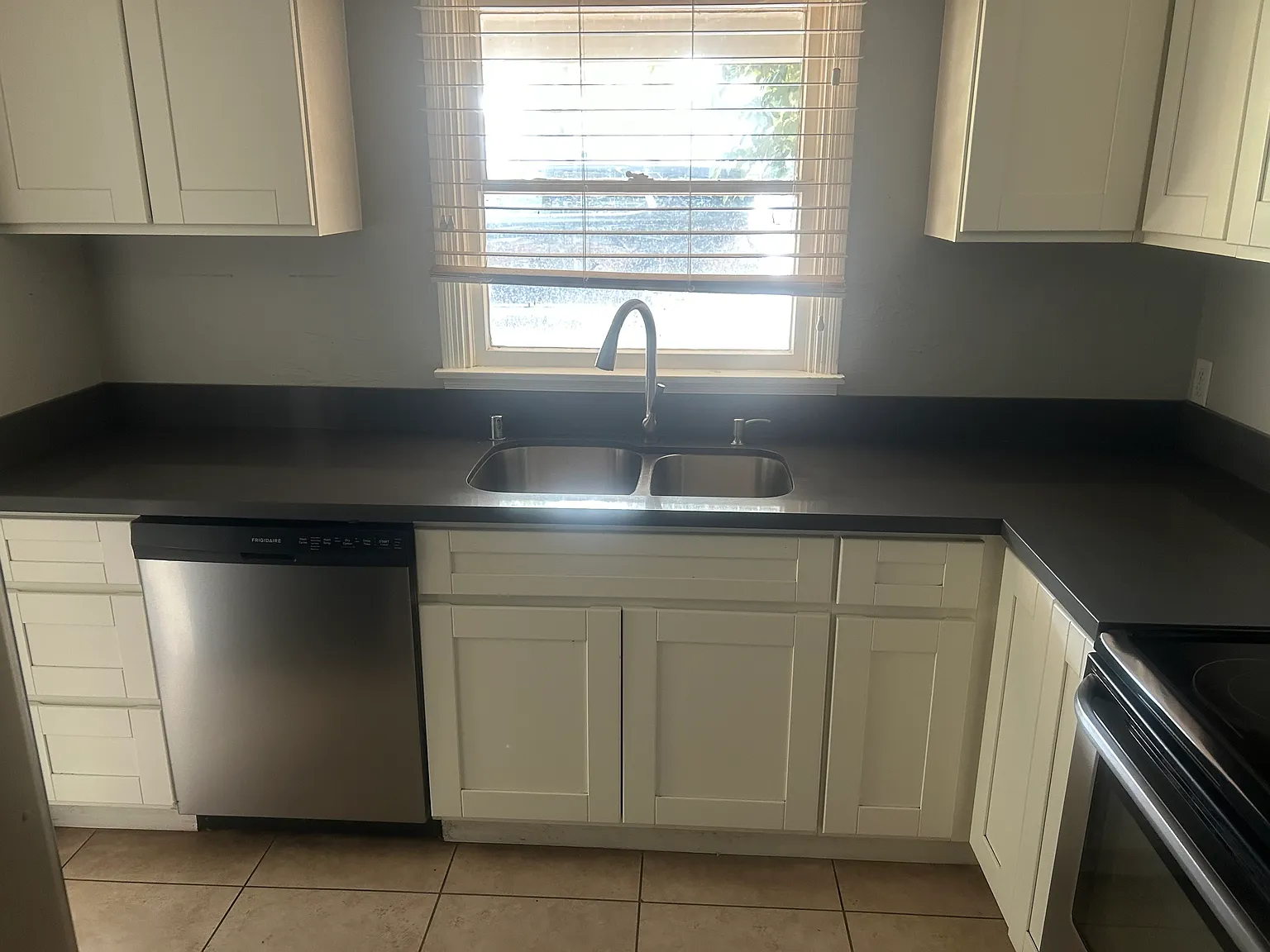 2 bed, $1,149 — Photo 3