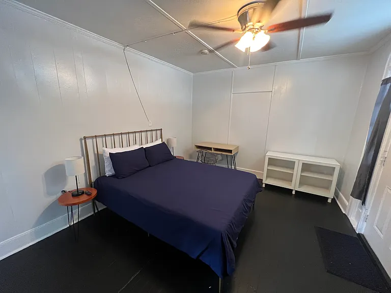 2613 Jefferson St — Photo 3