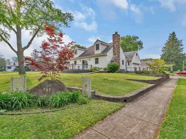 808 W Jackson St, Morris, IL 60450