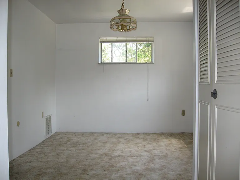 900 Park Ave #34 — Photo 5