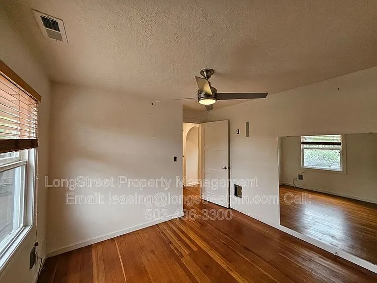 7209 N Amherst St — Photo 24