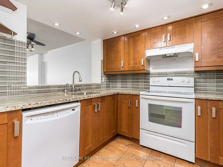 335 Webb Dr #2006 — Photo 22
