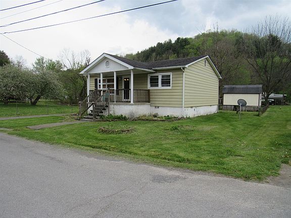 2nd image of 108 Willow Ave