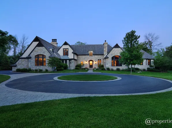 30 Aberdeen Ct, Bannockburn, IL 60015