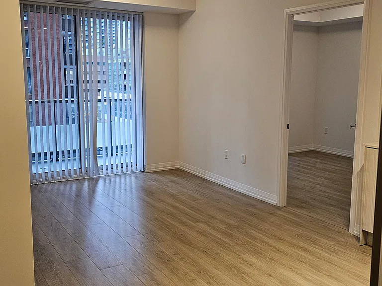 50 Dunfield Ave #718 — Photo 2
