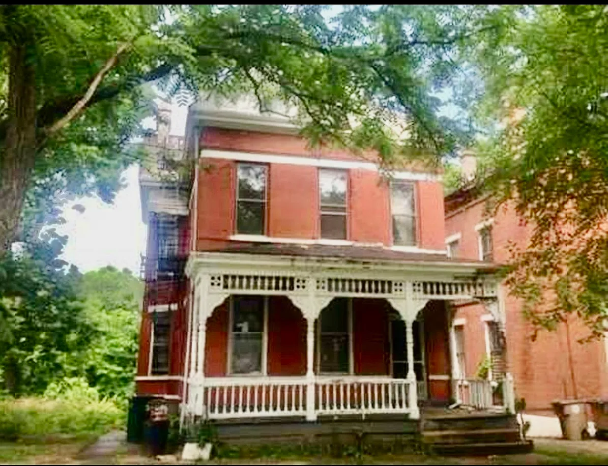 3019 Hackberry St — Photo 1
