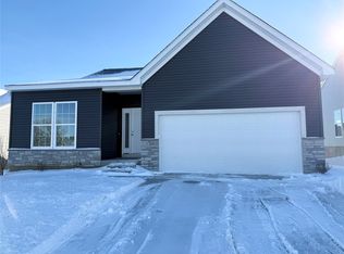 130 NW Rolling Cir, Roland, IA 50236