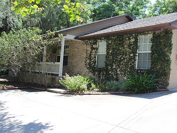 3rd image of 1923 Hilltop Dr