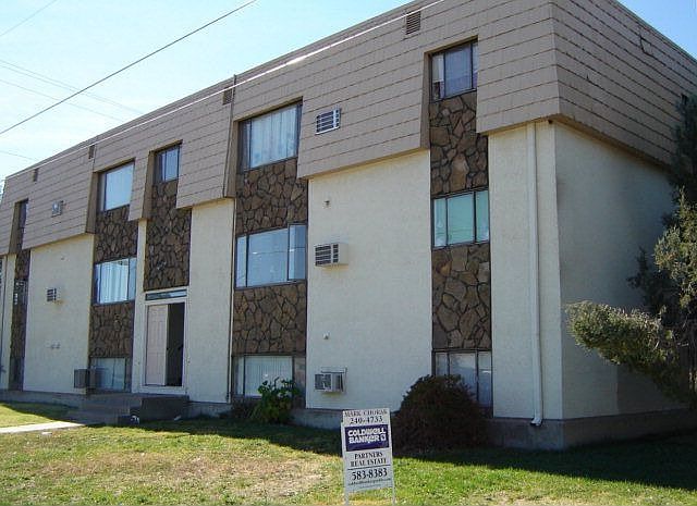 1st image of 3916 Devonshire Ln