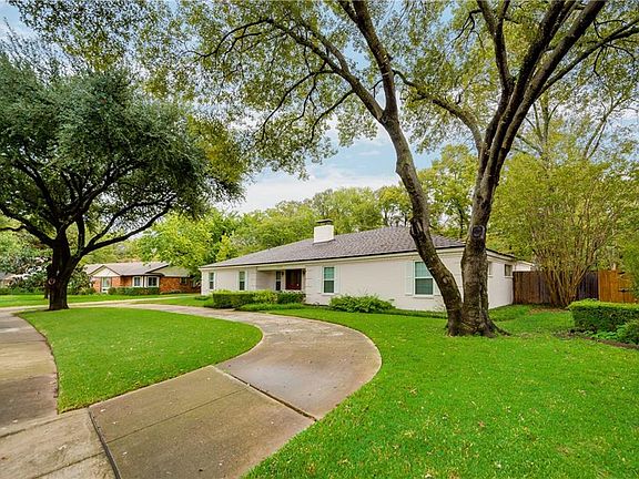 2nd image of 3004 Rockbrook Dr