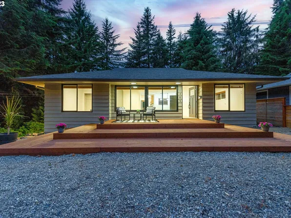 1205 N 14th St, Coos Bay, OR 97420