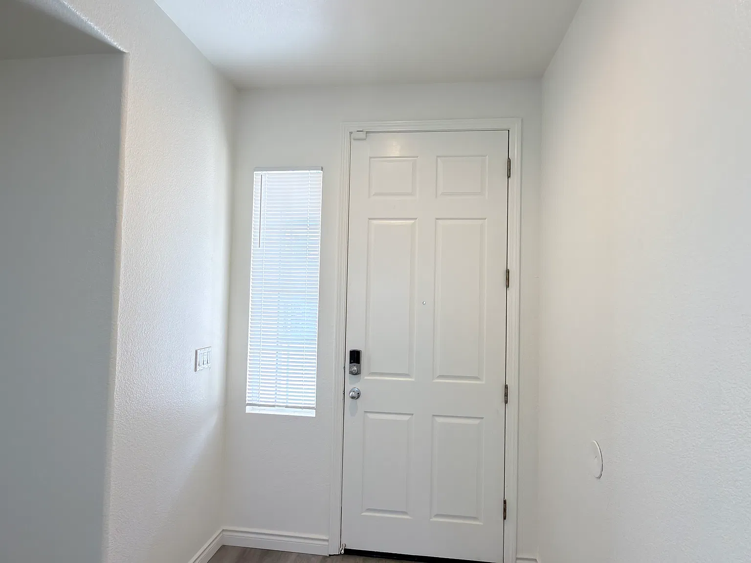 4 bed, 1848 sqft, $2,100 — Photo 4