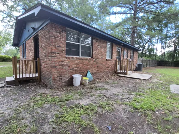 111 Becky St, Hinesville, GA 31313