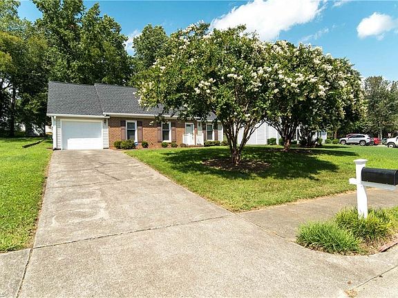 2nd image of 1605 Bridgton Rd