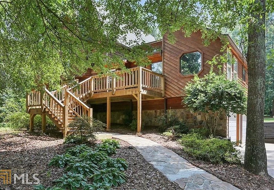 1st image of 433 Sweetgum Dr