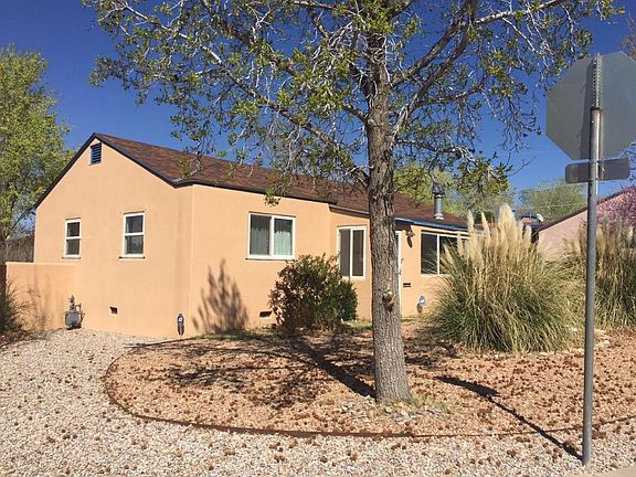 2nd image of 2805 Santa Clara Ave SE