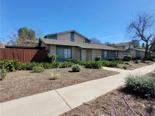 2367 Gonzaga Ln, Riverside, CA 92507