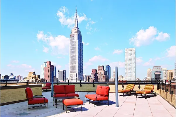 Sold by Stribling | media 7