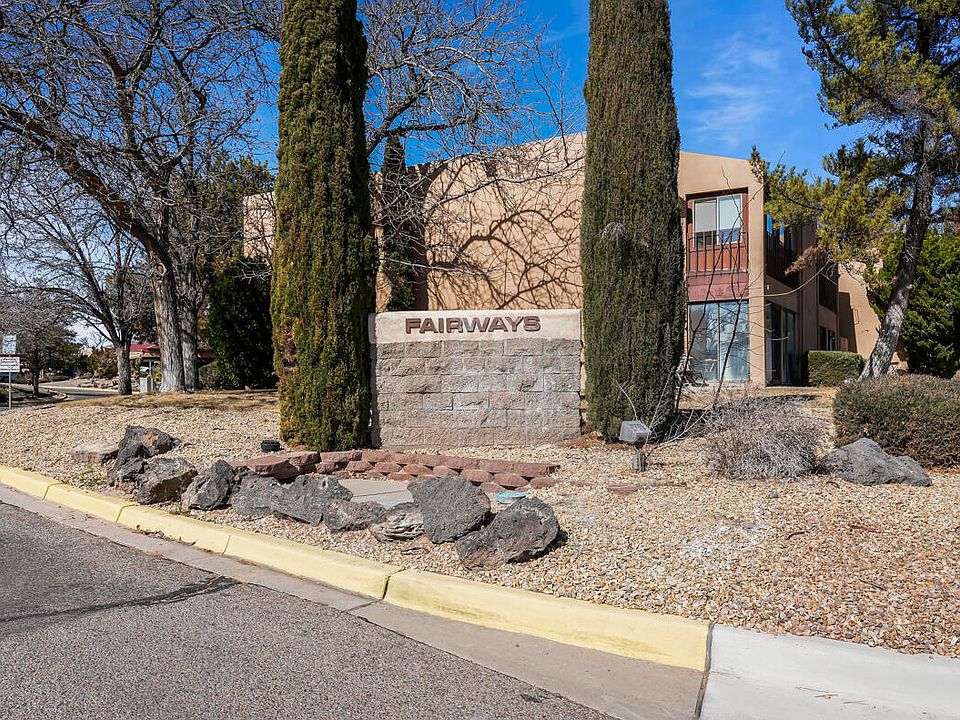 1st image of 901 Country Club Dr SE APT D