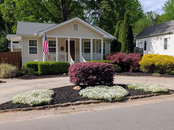 2911 N Myers St, Charlotte, NC 28205