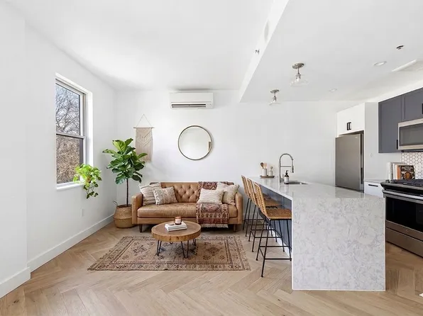 364 Harman St APT 3B, Brooklyn, NY 11237