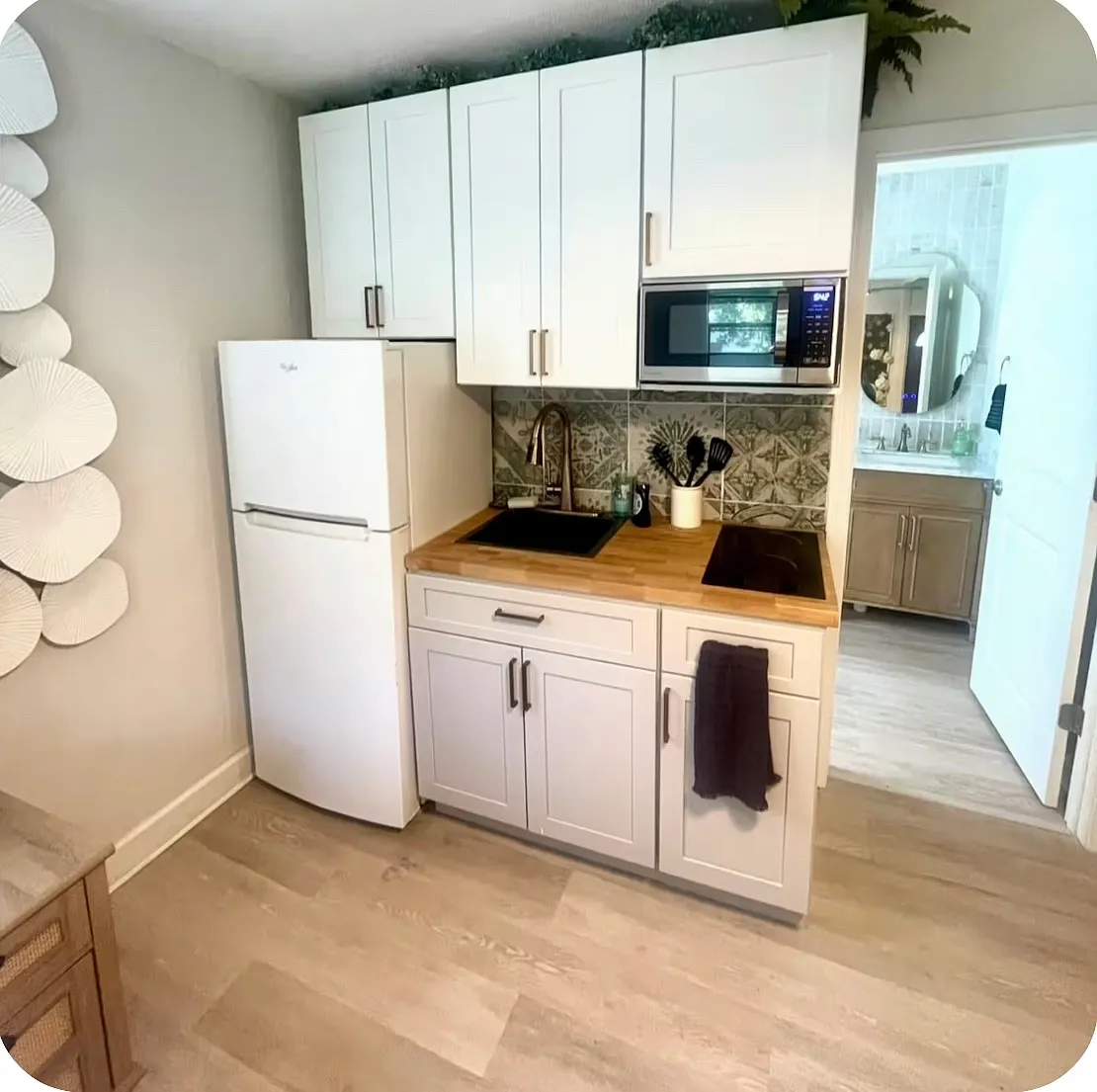 Studio, 450 sqft, $1,400 — Photo 2