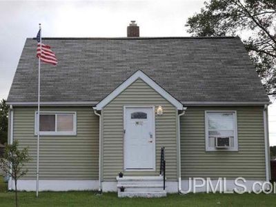 677 Bluff St, Quinnesec, MI, 49876