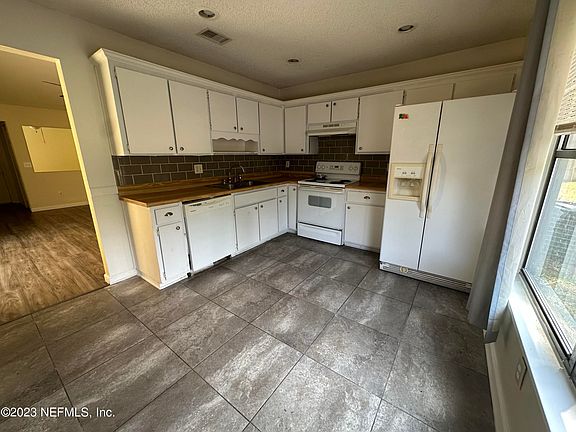 3rd image of 11424 Sea Fury Way