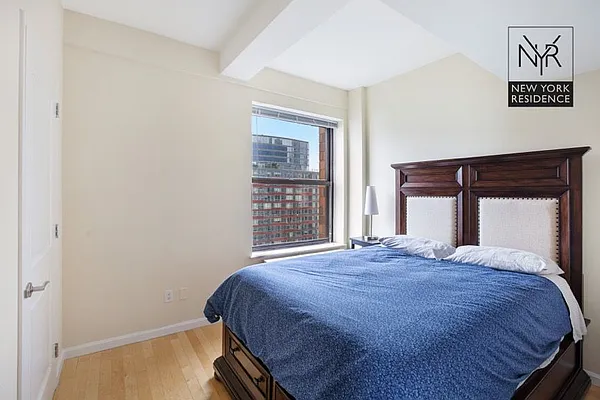 Rented by New York Residence | media 80