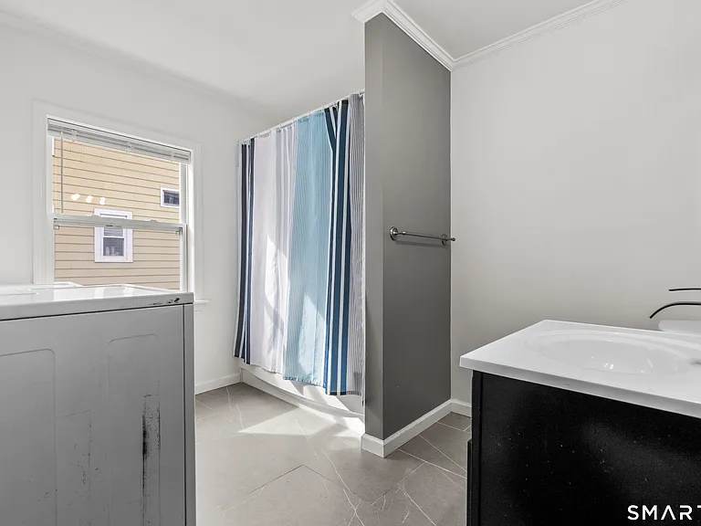21 Hinman St #1 — Photo 9