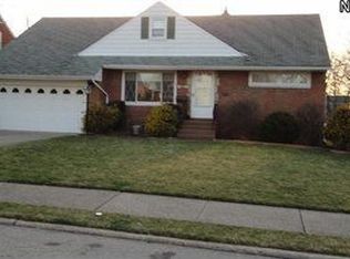 1784 E 228th St, Euclid, OH 44117