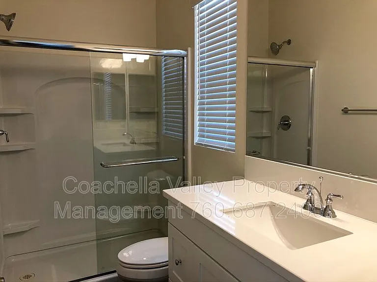 84401 Passagio Lago Way — Photo 21